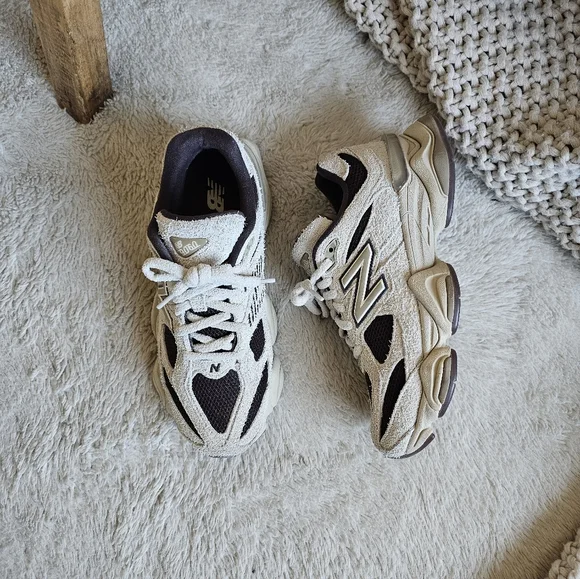 New Balance 9060 - Picture 7 of 13